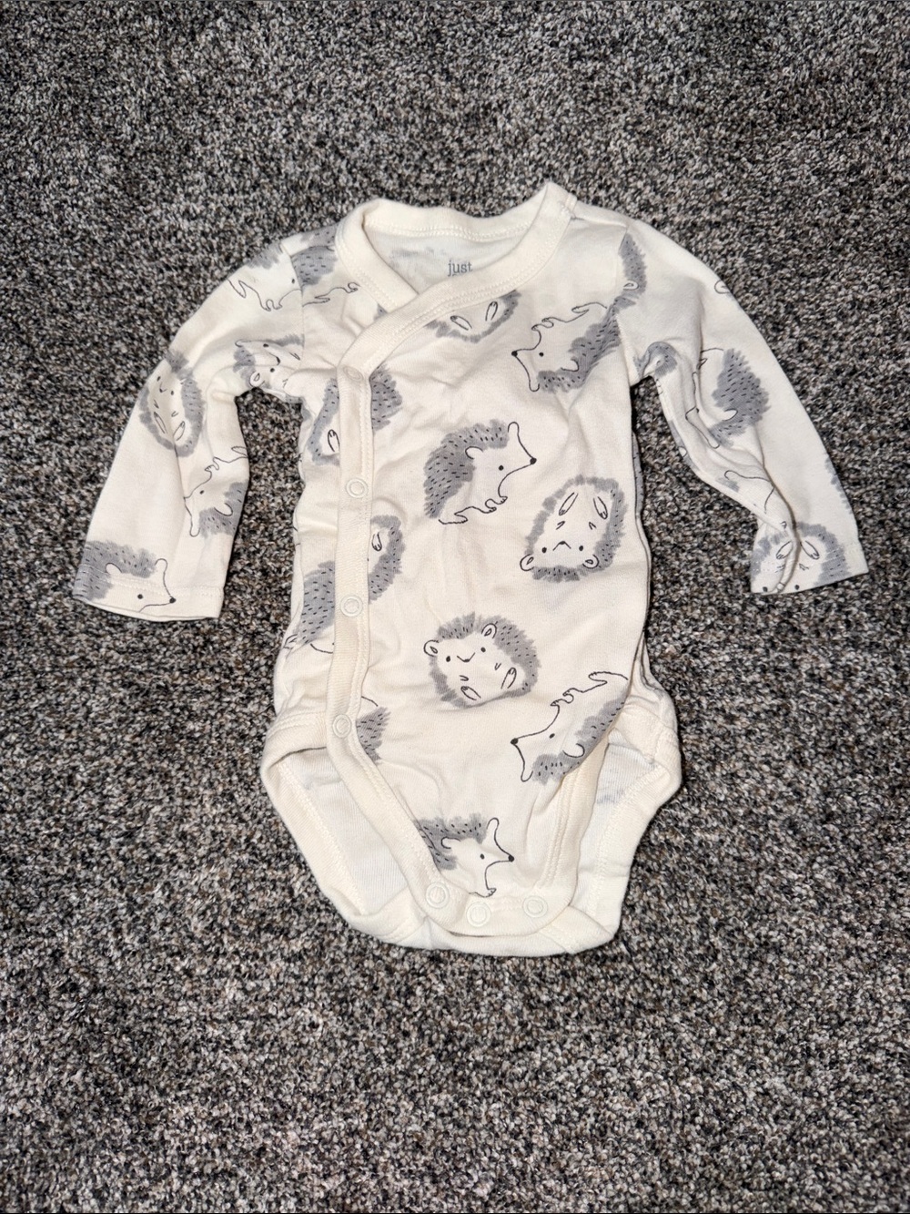 Unbranded Cream Long-Sleeve Hedgehog Print Baby Bodysuit